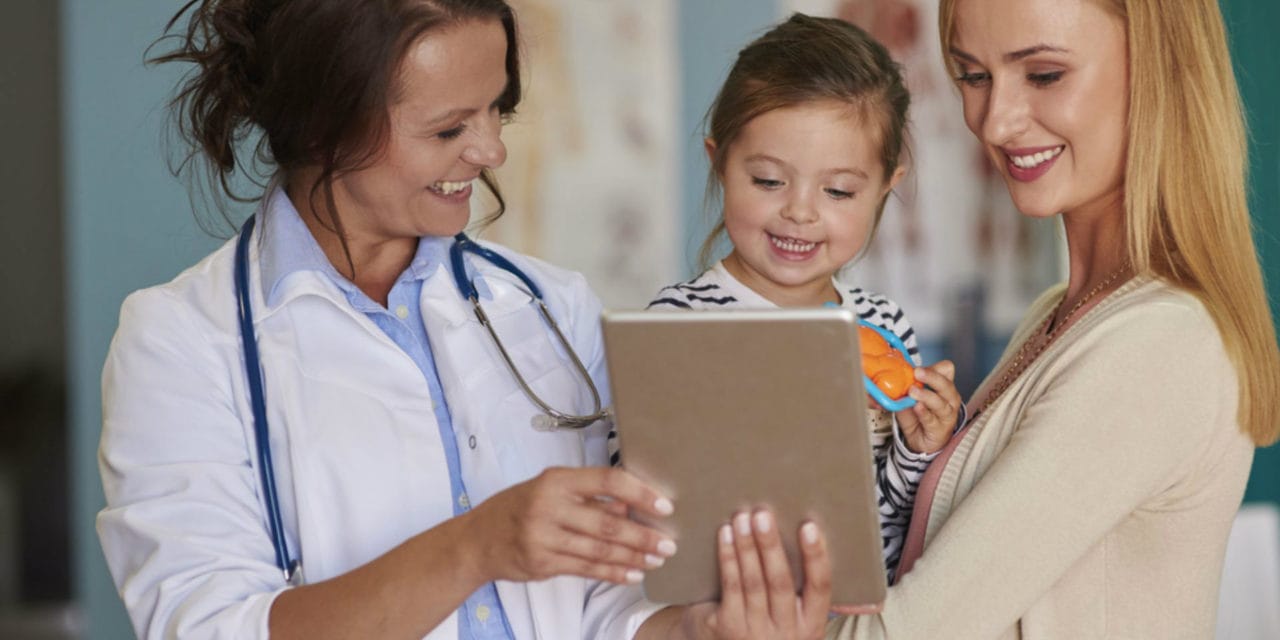 Entenda a importância do médico pediatra para a saúde do seu filho