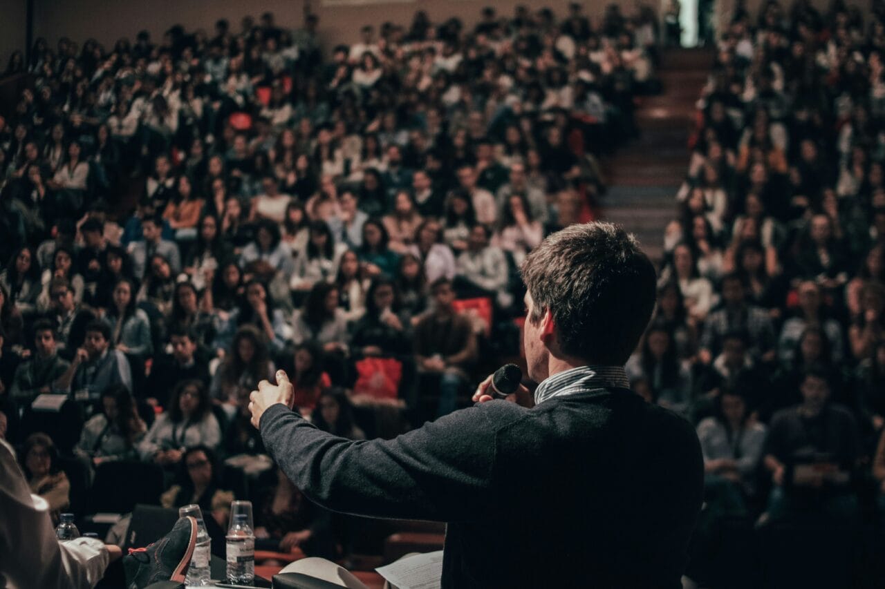 Alexandre-Amigão-palestra-alta-performance-no-evento-Autores-Experience-em-Alphaville