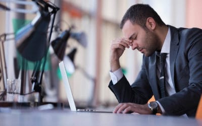 Afinal, qual é a diferença entre enxaqueca e dor de cabeça?