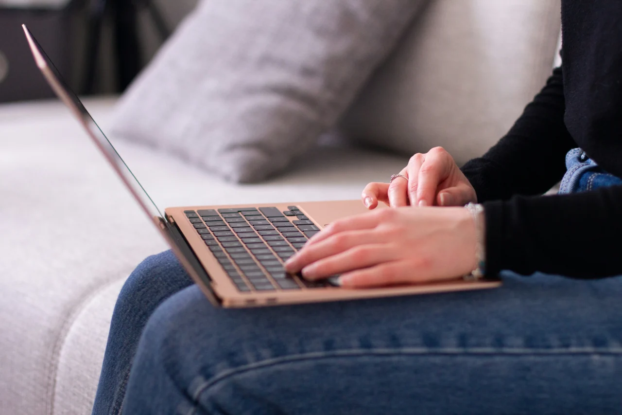 atendimento-digital-no-Plano-Select-app-e-serviços-online