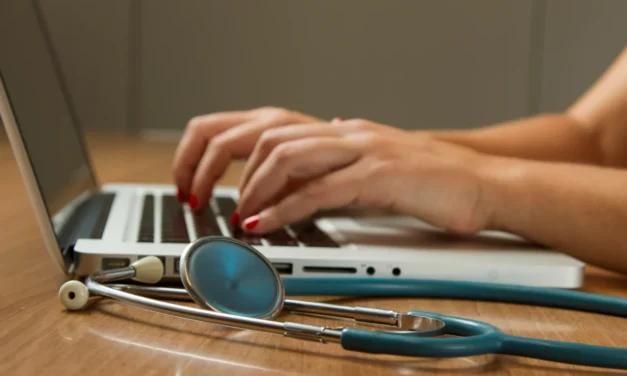 Consultor de planos de saúde home office: a carreira que permite flexibilidade
